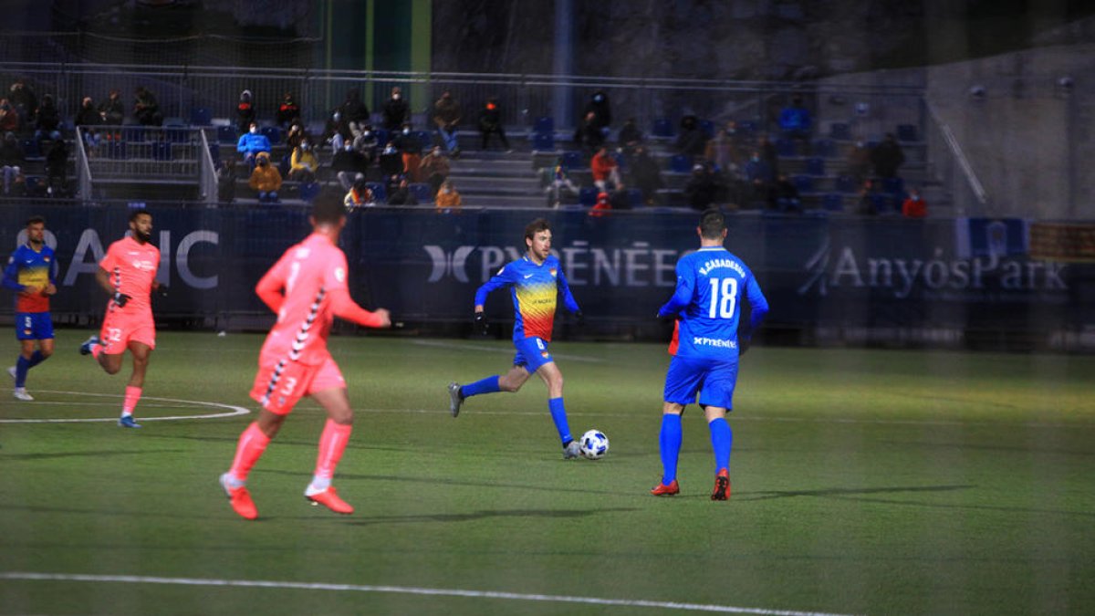 Pas per una 1a RFEF més professional