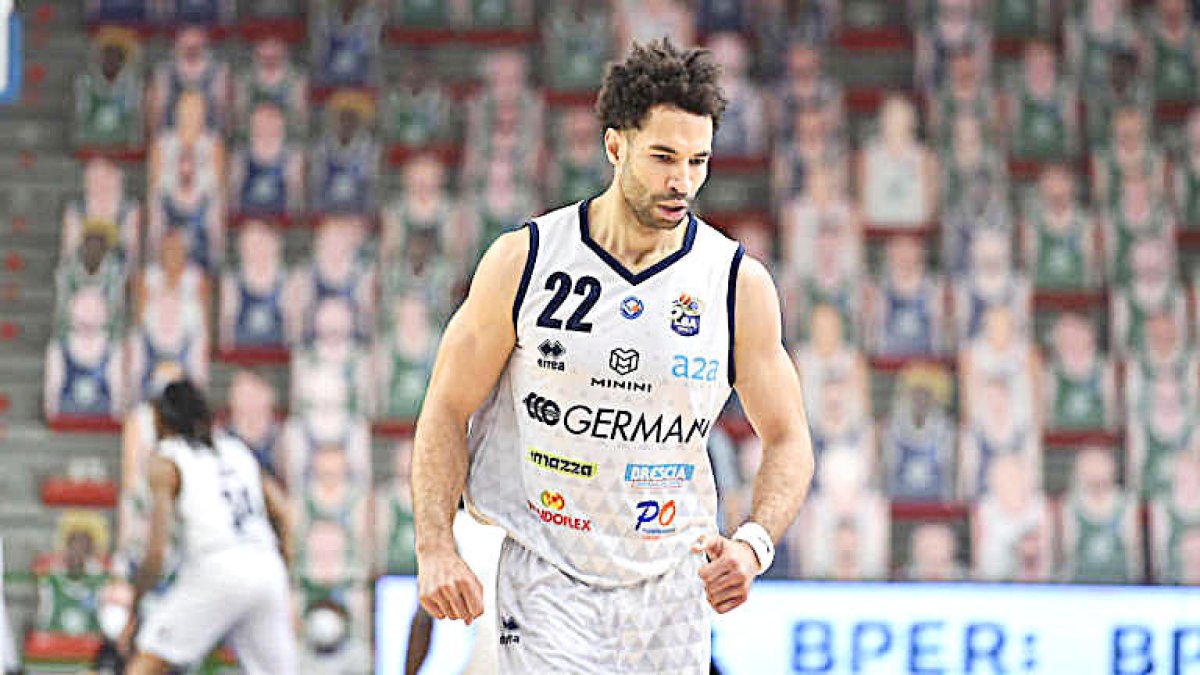 El MoraBanc tanca el joc exterior amb Drew Crawford