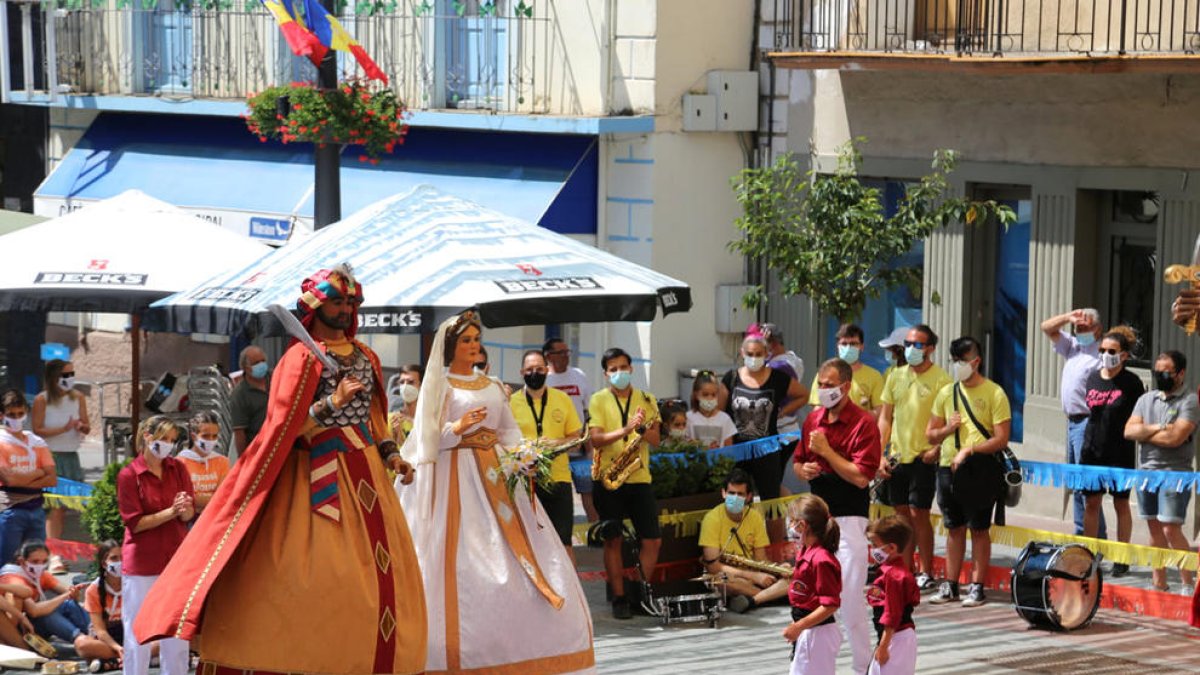Les festes majors conviuen amb el virus