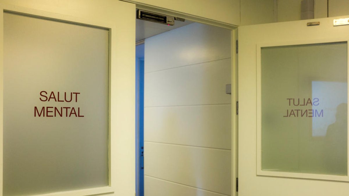 Els psicòlegs alerten de l'impacte de la Covid més enllà de la crisi