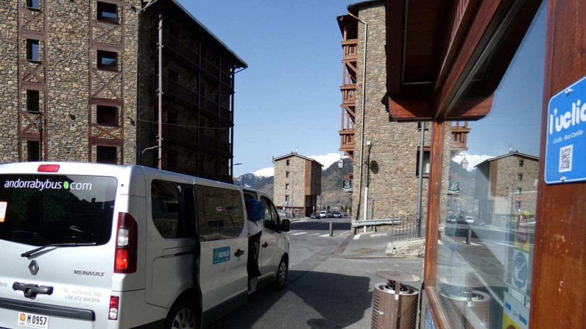 El comú adjudica el servei de bus a demanda