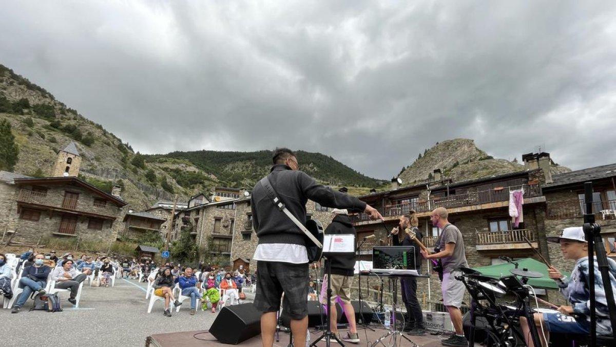 Concert a Canillo de Música al carrer