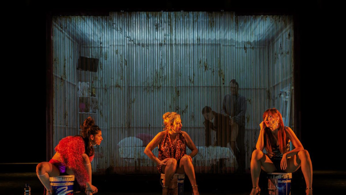 Actrius de l'espectacle teatral 'Prostitución'.