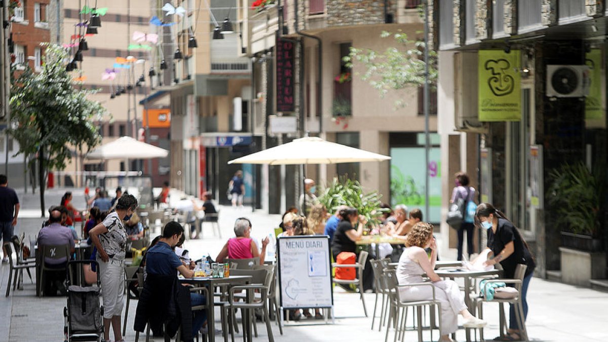 La UHA preveu salvar l'estiu amb les noves mesures sanitàries