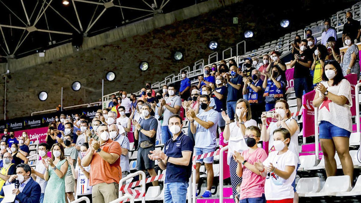 El soci del MoraBanc Andorra ha respost d'una manera excepcional tot i no poder assistir als partits.