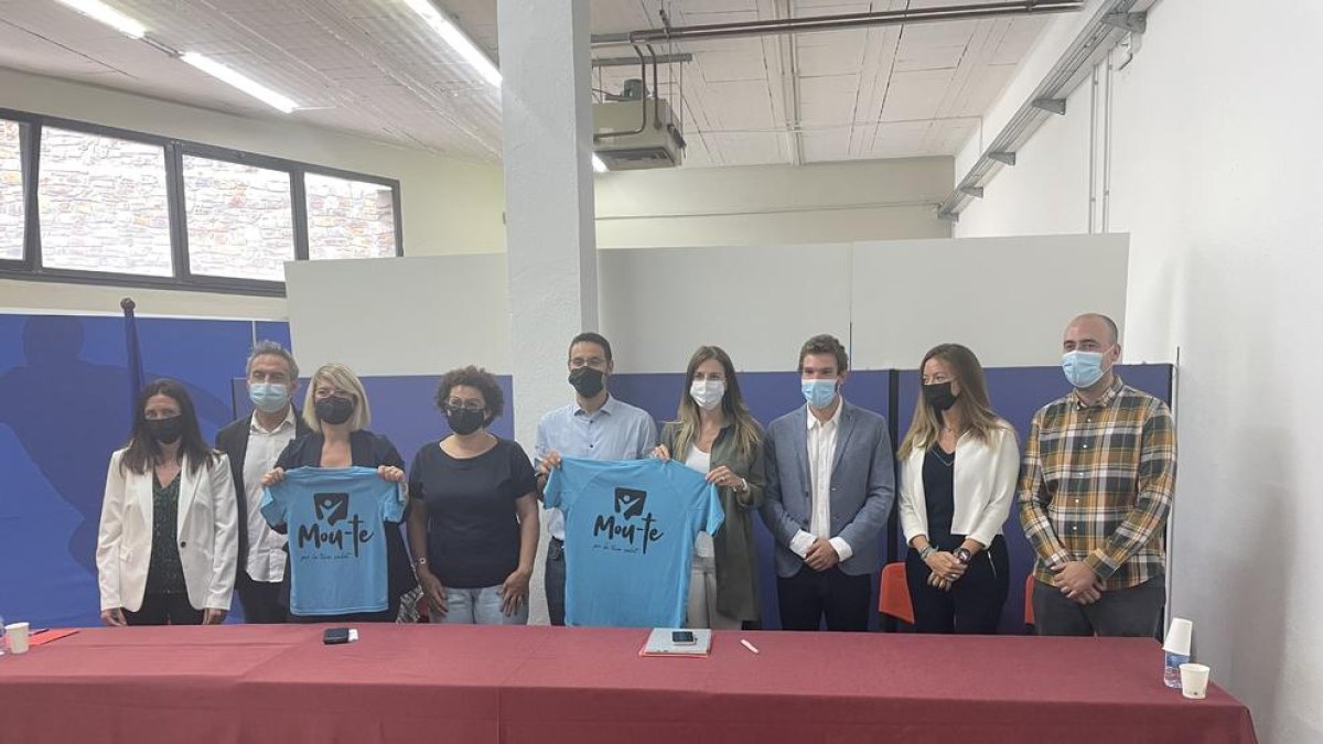 Membres del Govern durant la presentació de la campanya.