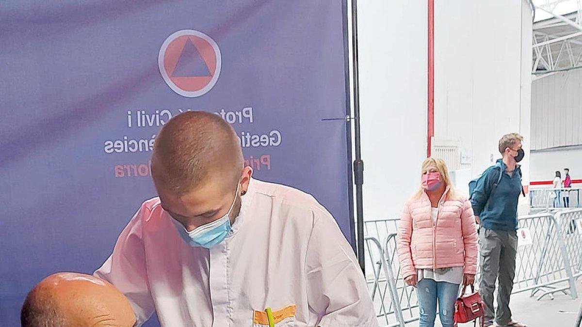 El centre de vacunació va reprendre ahir l'activitat.
