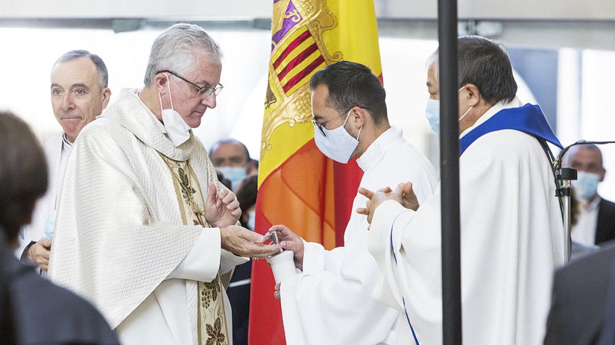 Monsenyor Vives a l'ofici del 2020.