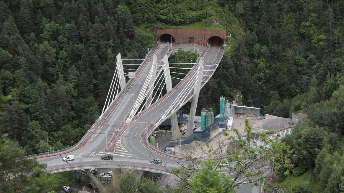 Accident al Túnel de les dos Valires