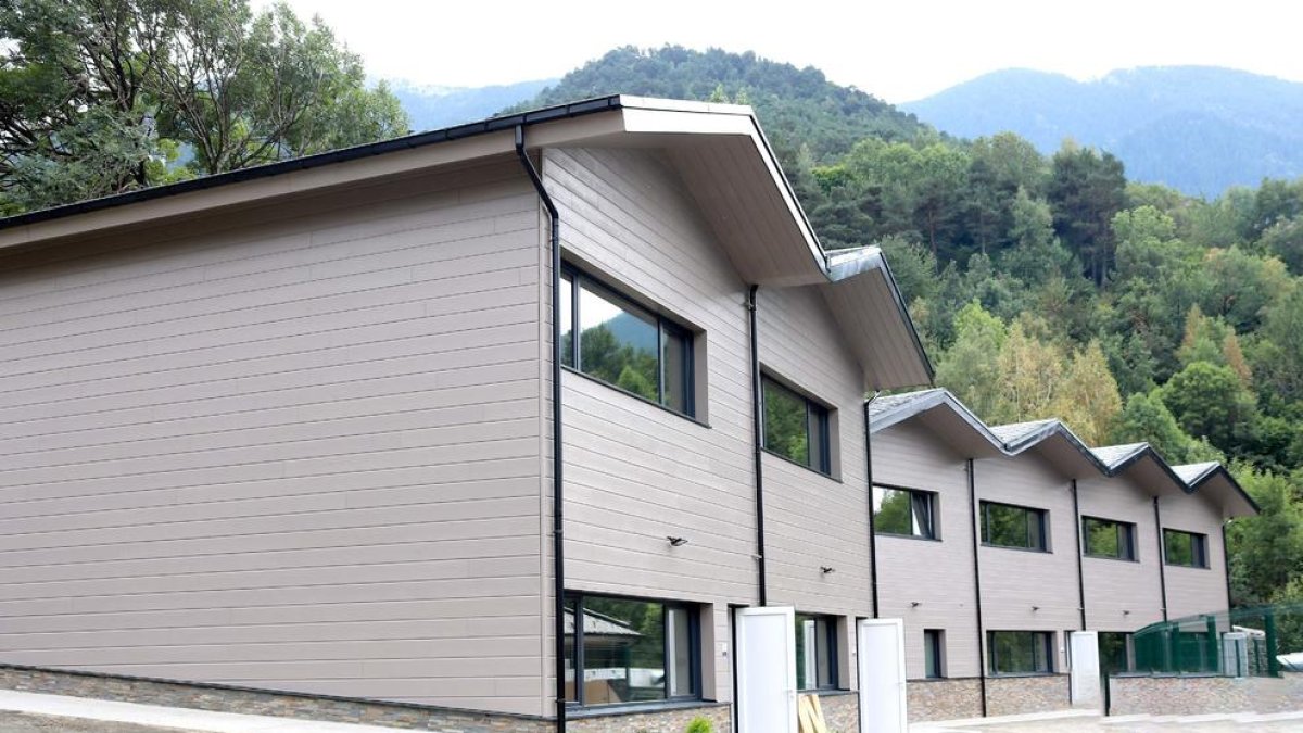 El centre ara compta amb 11 noves aules i 3 laboratoris