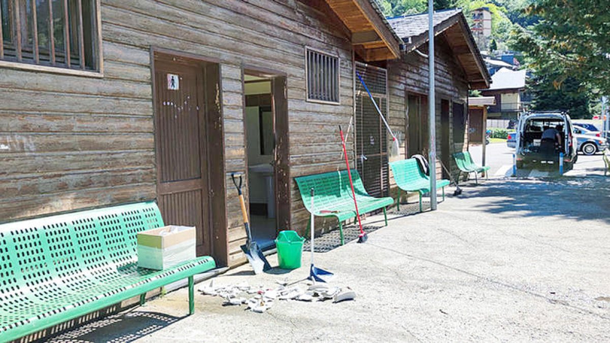 La normalitat de la nit de Sant Joan, als set tuits