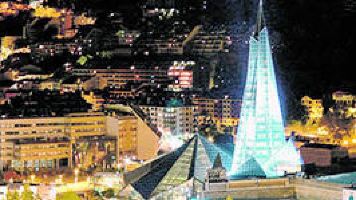Visita guiada nocturna a Escaldes