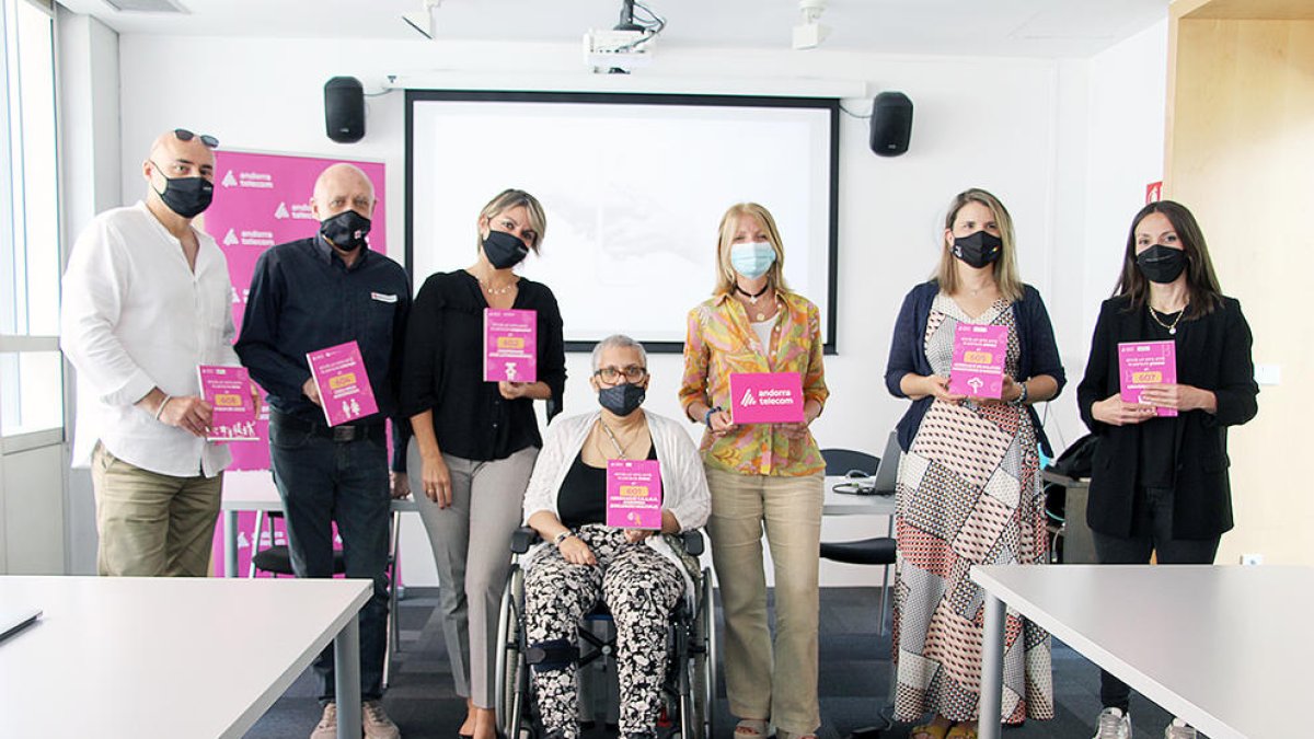 SMS d'Andorra Telecom per a vuit entitats socials