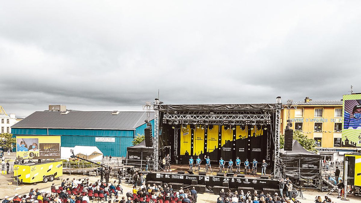 Tret de sortida del Tour més tricolor