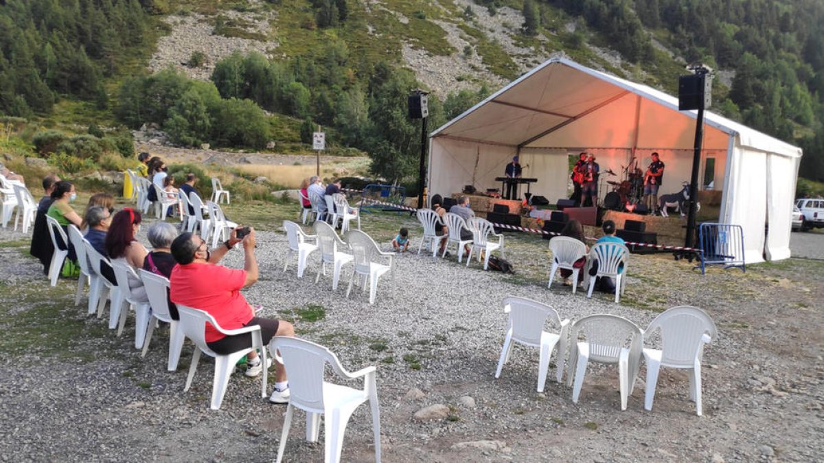 Grups andorrans a l'Esquella Walking Music Festival