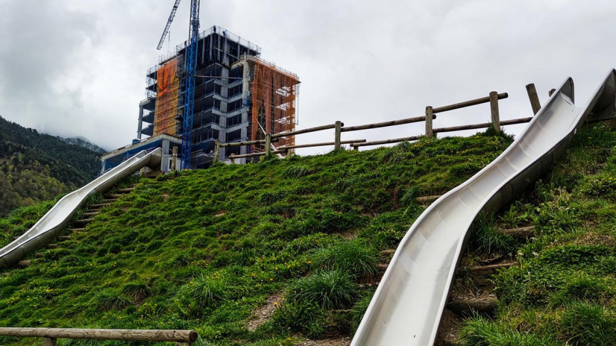 Edificis pisos escaldes andorra edificabilitat país