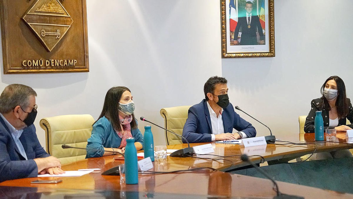 Els comuns inicien el camí per dur als tribunals el litigi sobre les transferències