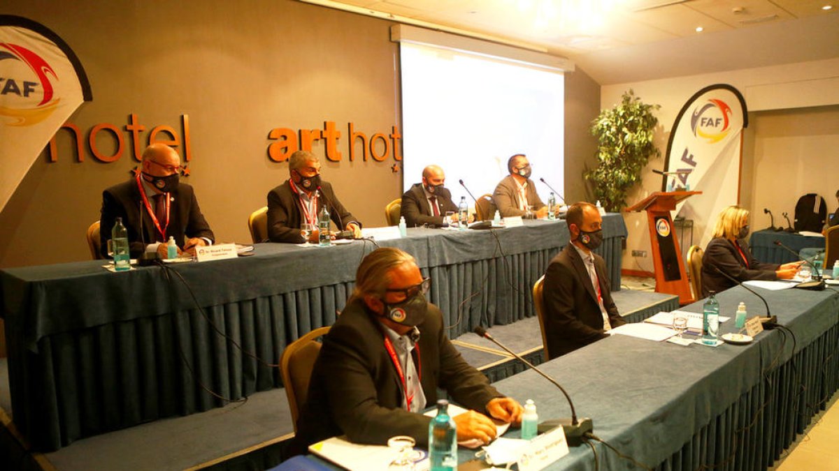 La federació assoleix 120.000 euros de superàvit