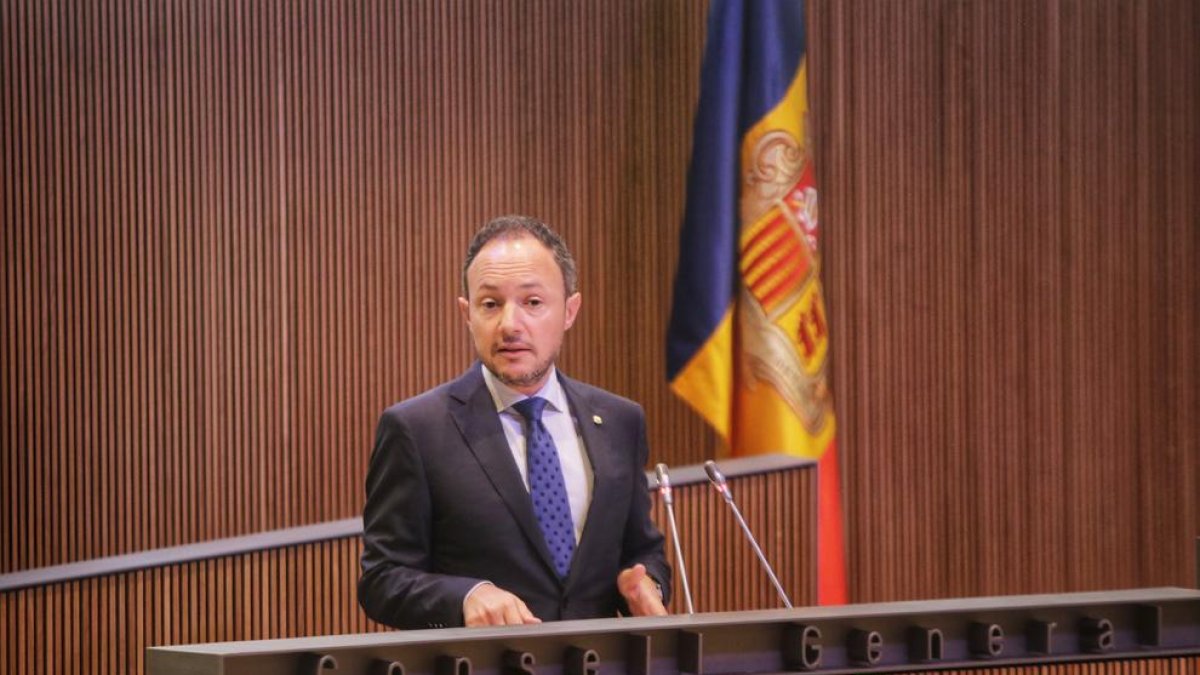 El cap de Govern durant el debat