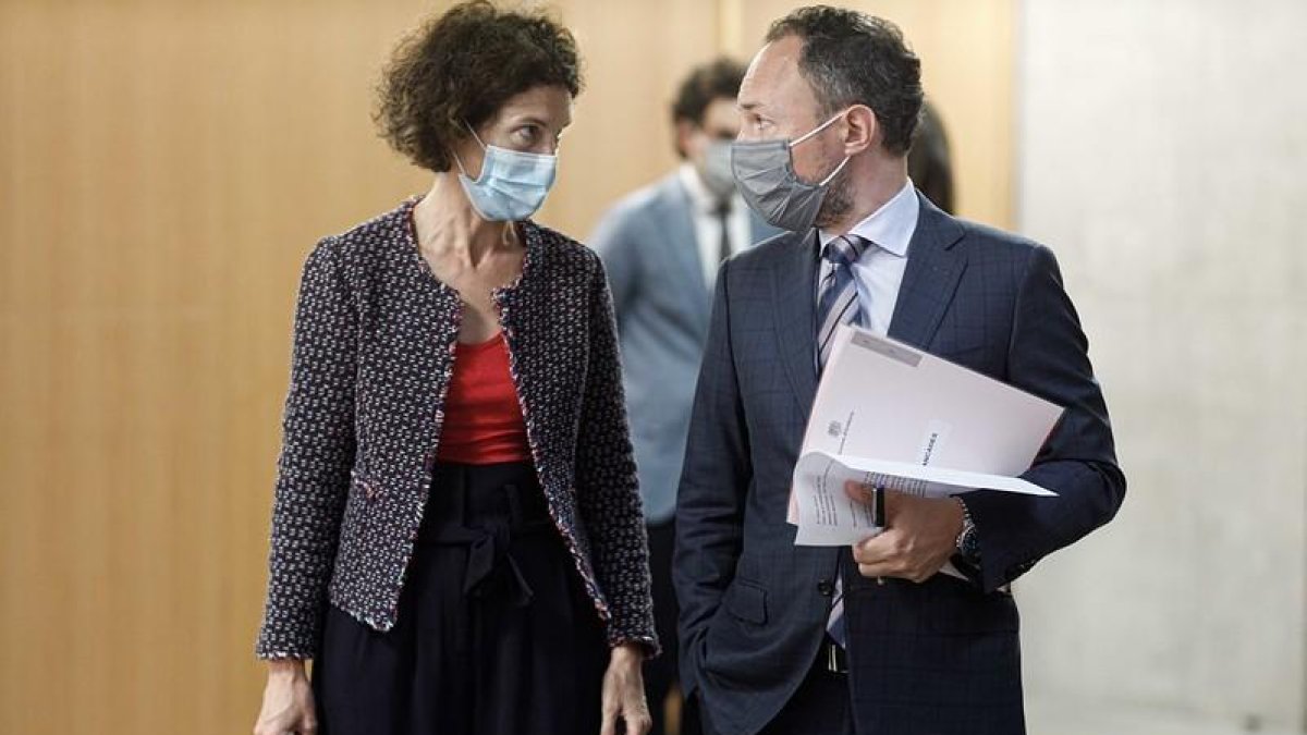 La ministra Ubach i el cap de Govern al Consell General