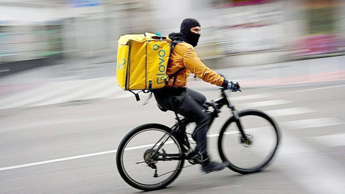 Superlópez i l'arribada de Glovo, als set tuits