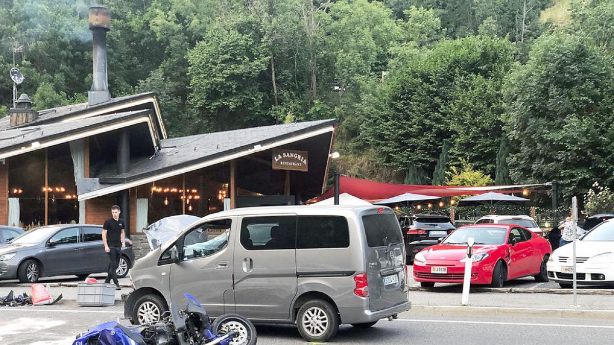 Imatge dels vehicles implicats en l'accident.