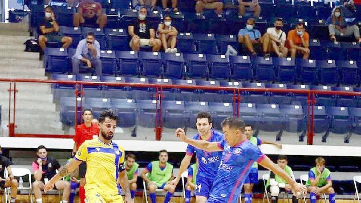 L'equip encampadà va perdre ahir davant els amfitrions.
