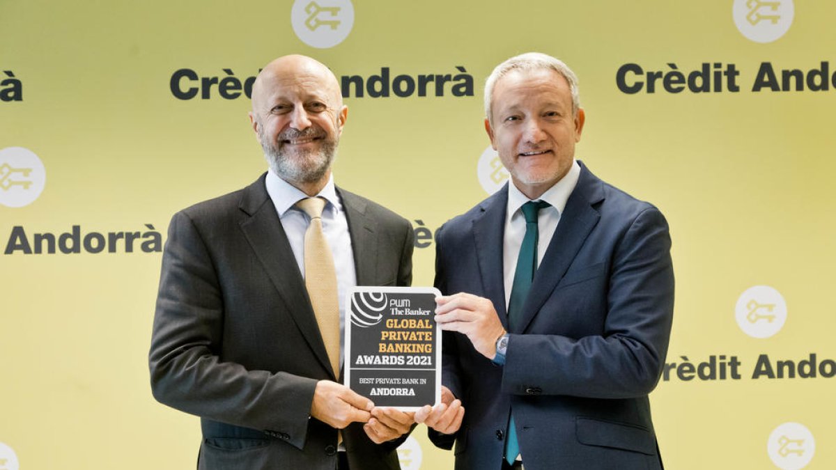 Martí Alonso i Joan R. Mas, amb el guardó