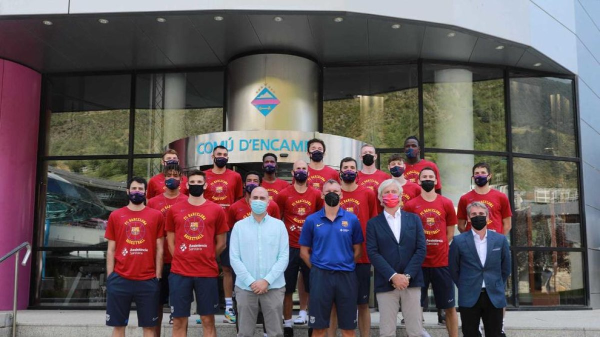 Jugadors del Barça, durant l'estada a Encamp