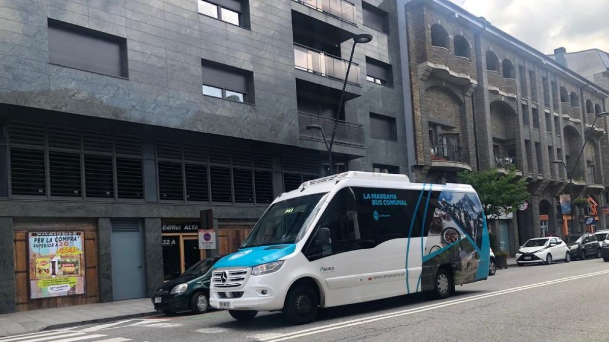 El servei tindrà el mateix cost que el transport escolar de Govern