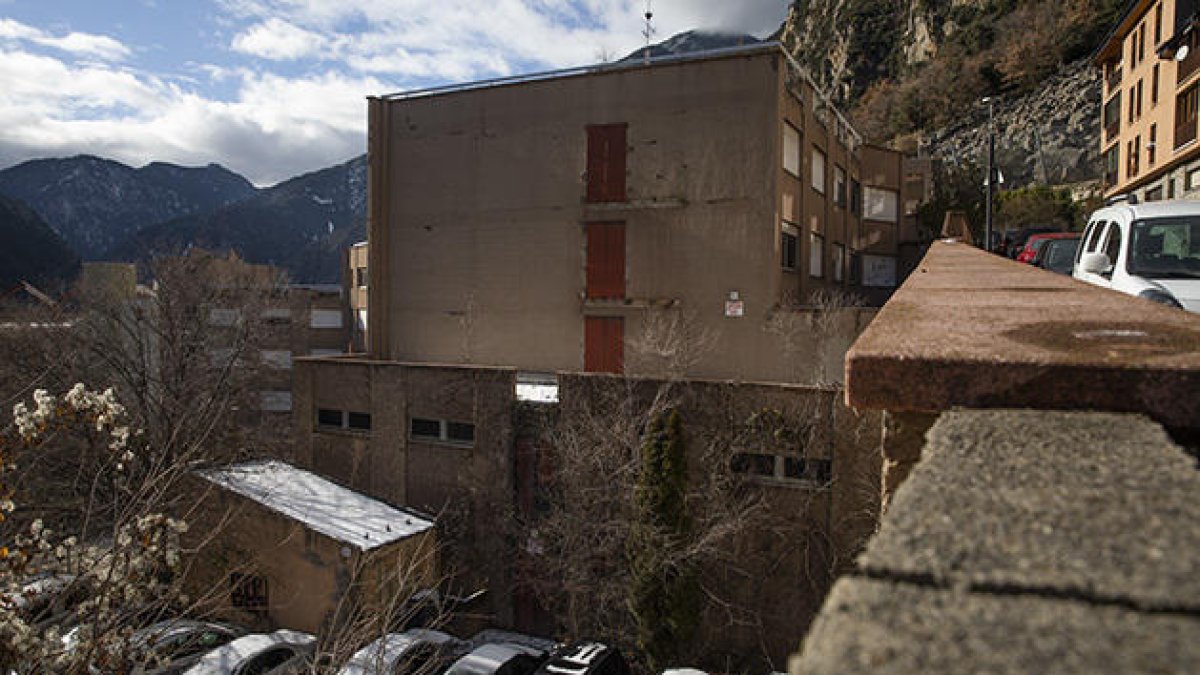 L'antic centre hospitalari de Santa Coloma.