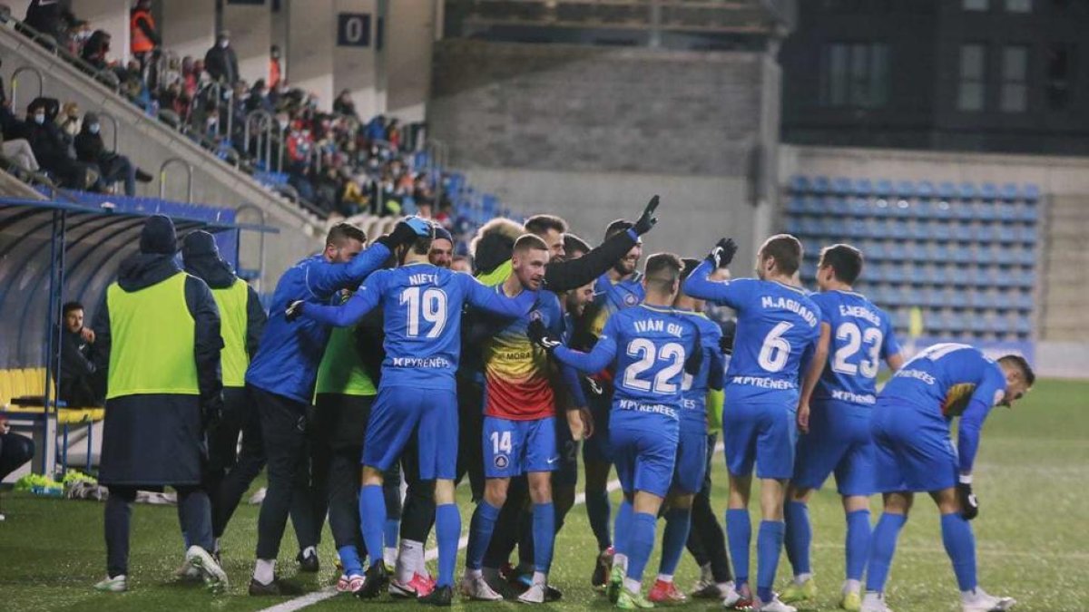 Segon triomf seguit de l'FC Andorra (2-0)