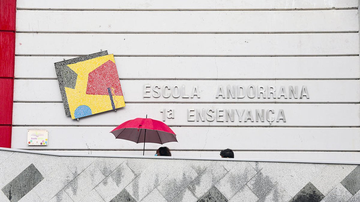 L'escola andorrana d'Escaldes té 15 positius.