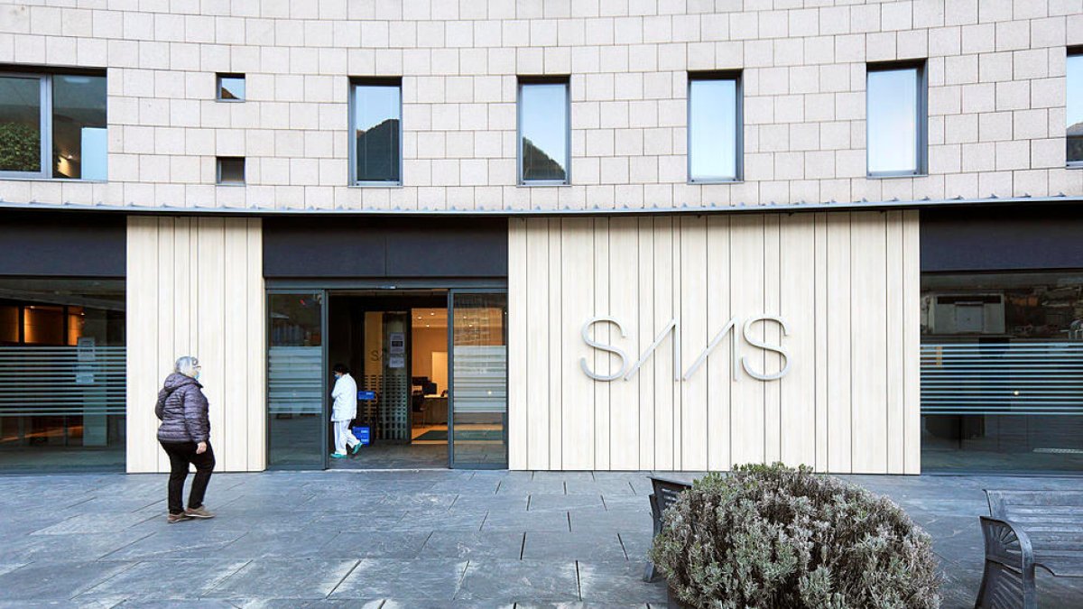 Entrada a l'hospital Nostra Senyora de Meritxell.