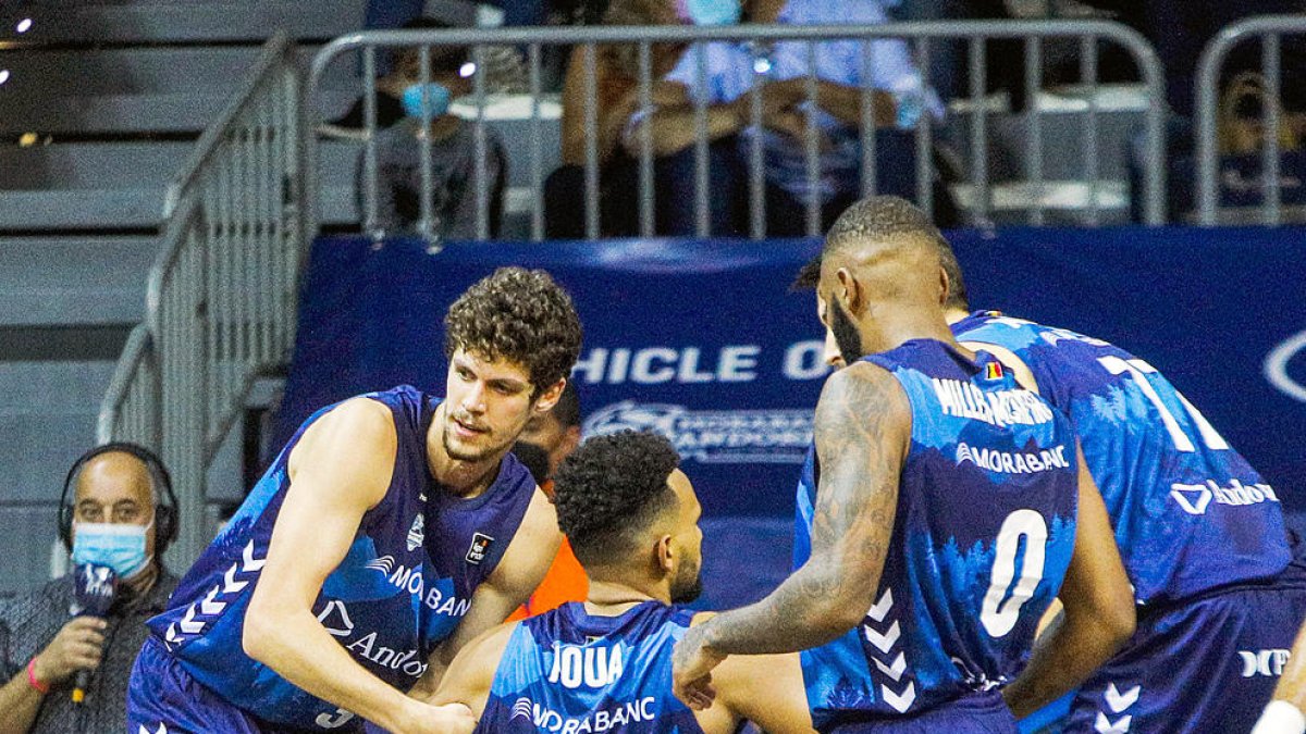 La situació del MoraBanc, amb tres derrotes per començar, obliga a reaccionar.