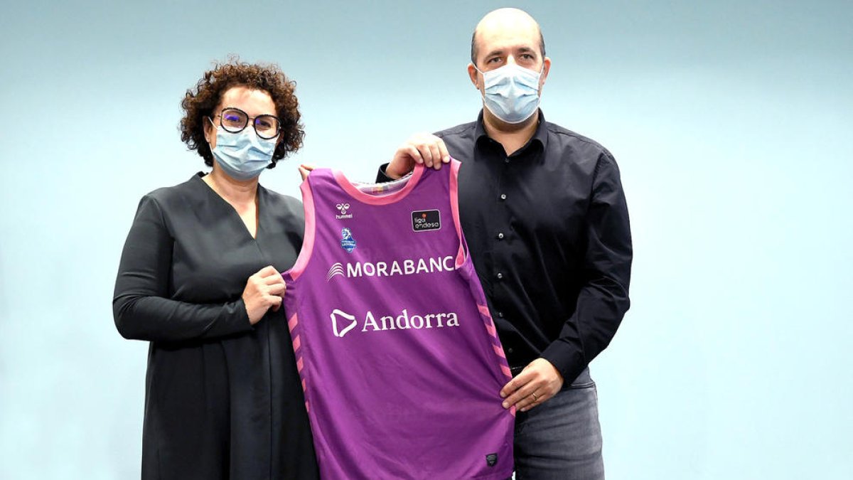 El MoraBanc anirà de lila.