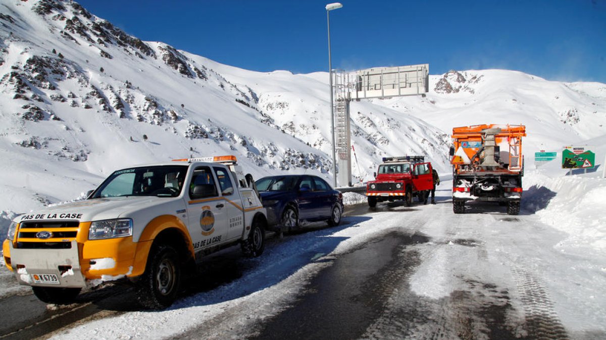 Talls de circulació a l'RN-22, a la sortida del Pas de la Casa.