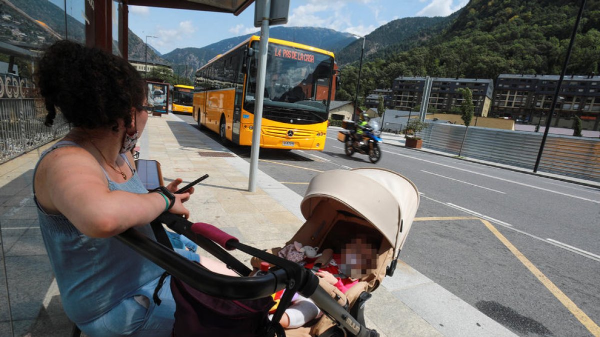 El darrer bus cap el Pas de la Casa sortirà a les 21.30 hores.