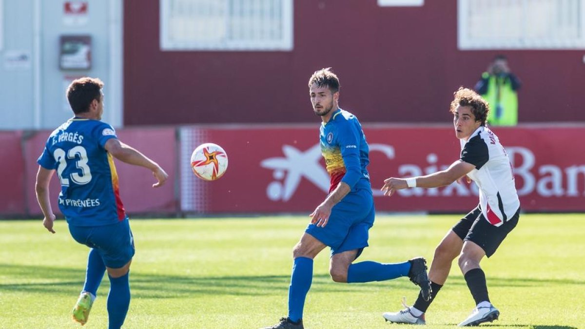 Una jugada del partit