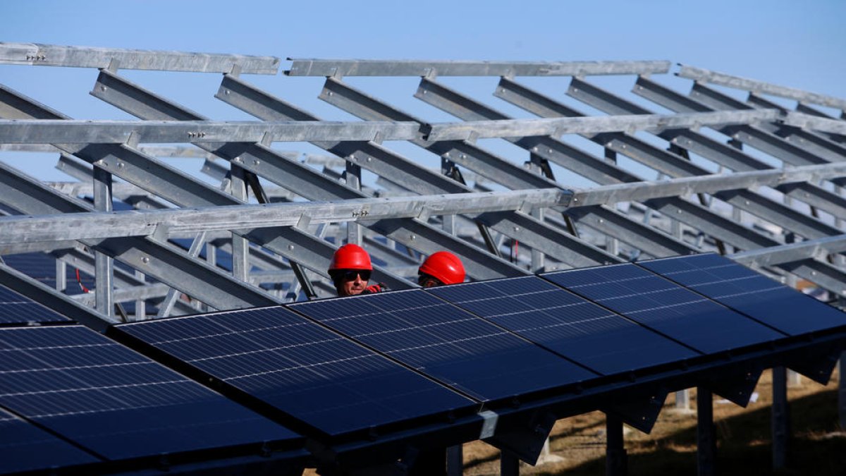 El parc solar del planell de la Tosa.