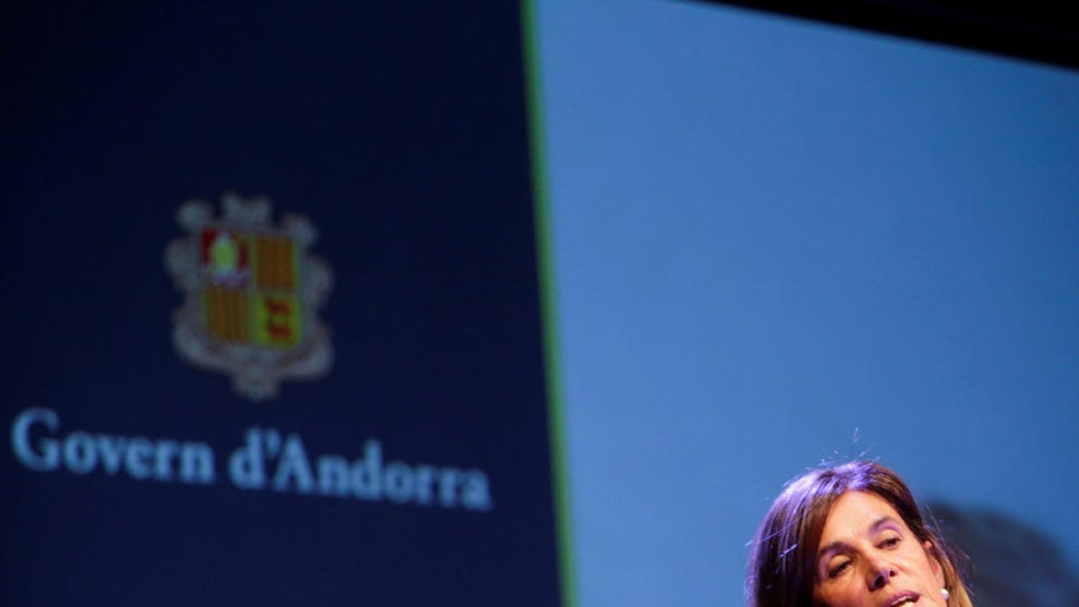 La ministra Vilarrubla a l'obertura del curs.