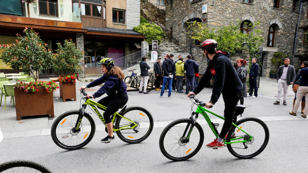 Presentació de les rutes de BTT, ahir a Ordino.