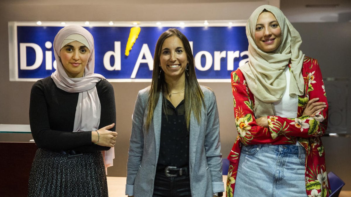 Debat sobre la polèmica del vel amb Salima Raguig i Hayat Agharbi