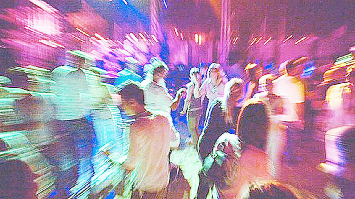 Interior d'una discoteca.