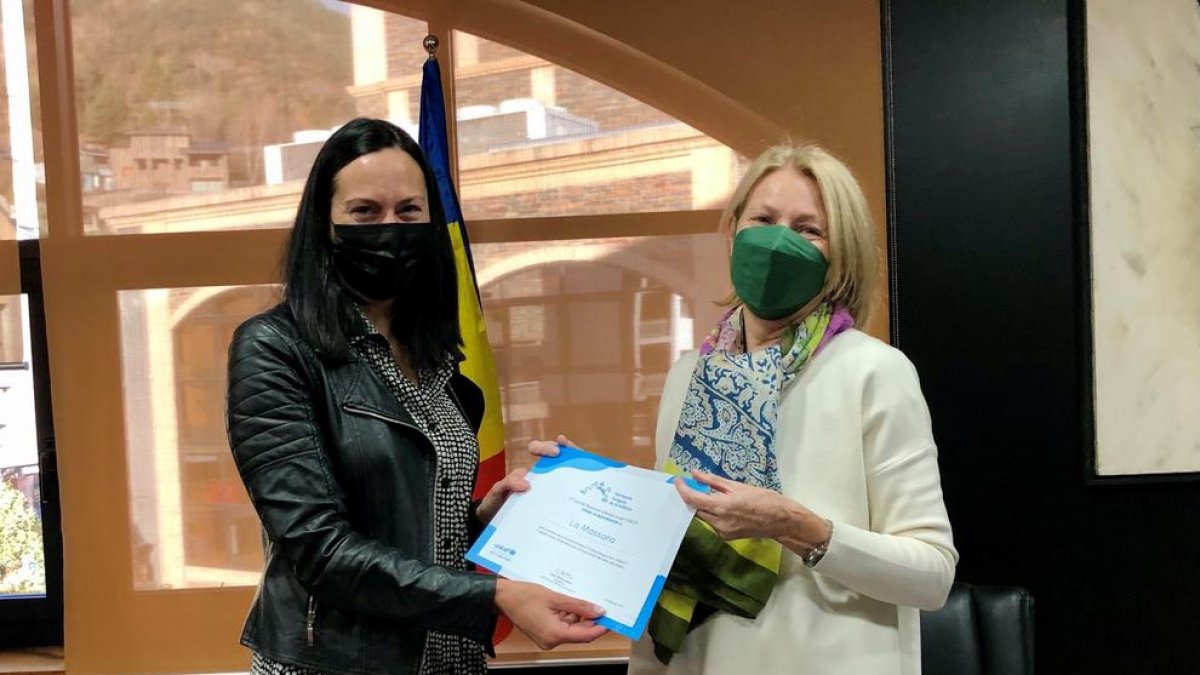 Formalització de l'acord entre la Massana i Unicef Andorra