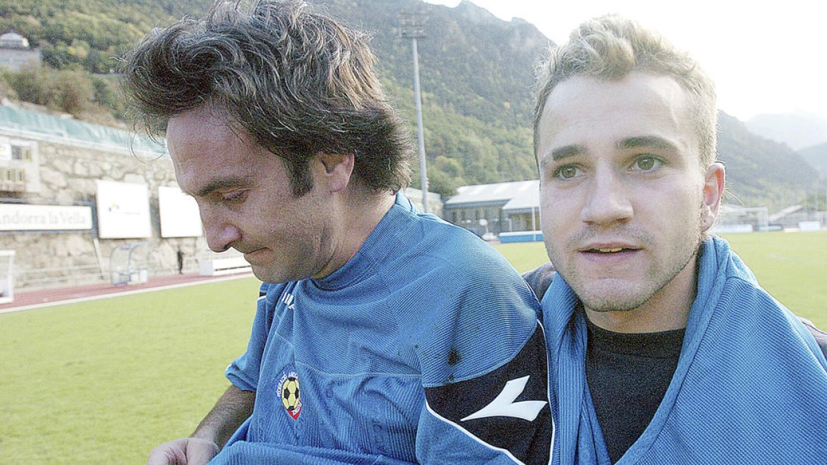 Marc Pujol, amb Justo Ruiz, al primer triomf oficial d'Andorra.