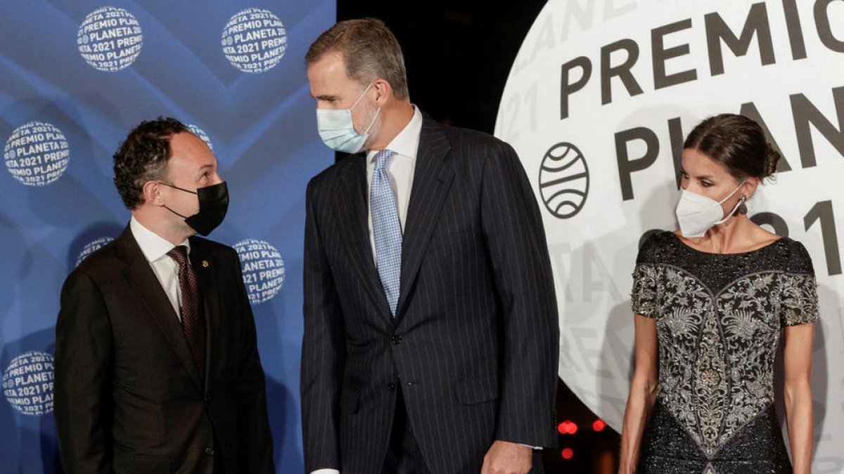 Espot amb els reis d'Espanya, al Premi Planeta