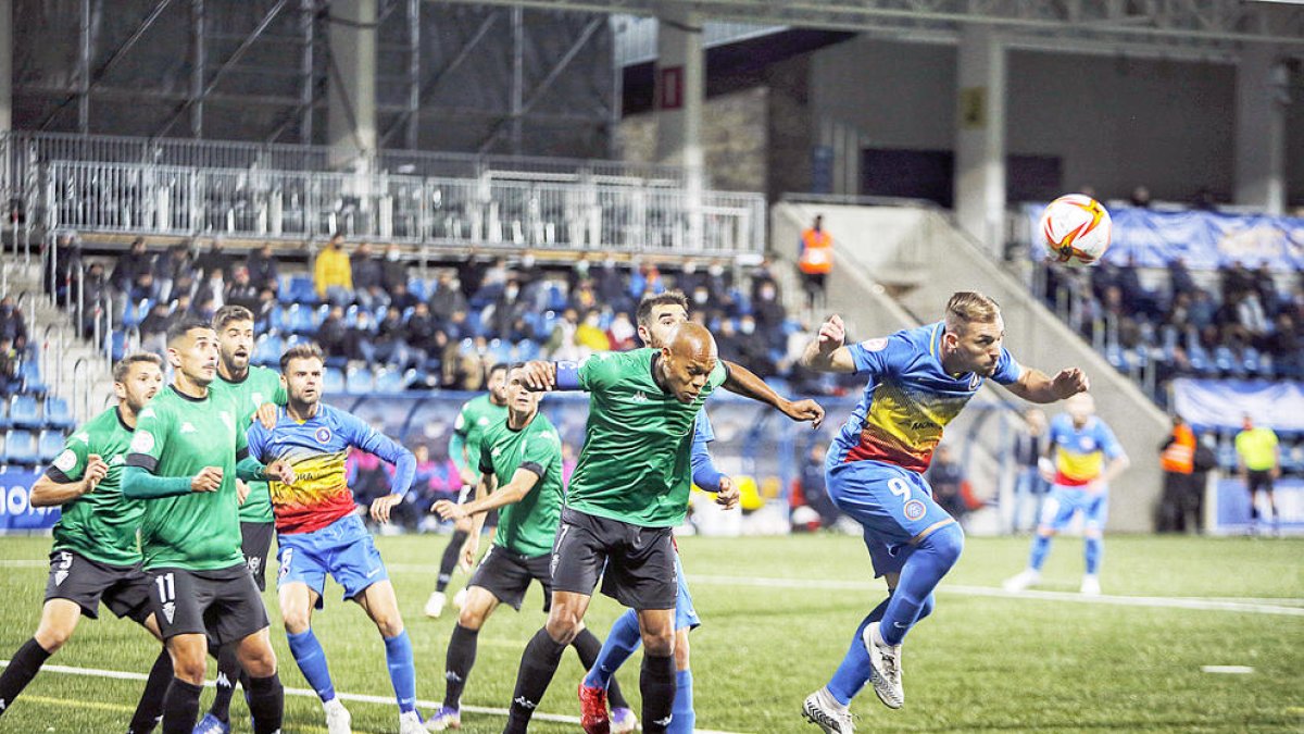 L'FC Andorra va endur-se els tres punts contra el San Fernando CD.