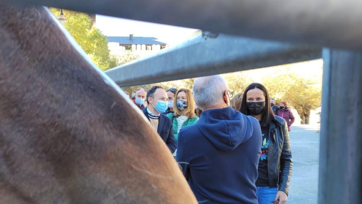 Les autoritats a la inauguració de l'esdeveniment