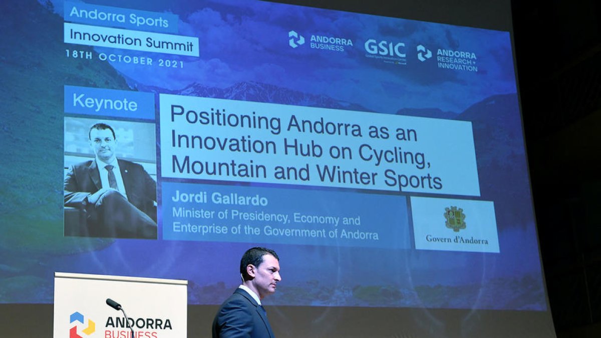 El ministre Jordi Gallardo.